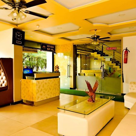 Townhouse Mk Hotel Chikmagalur Exterior photo
