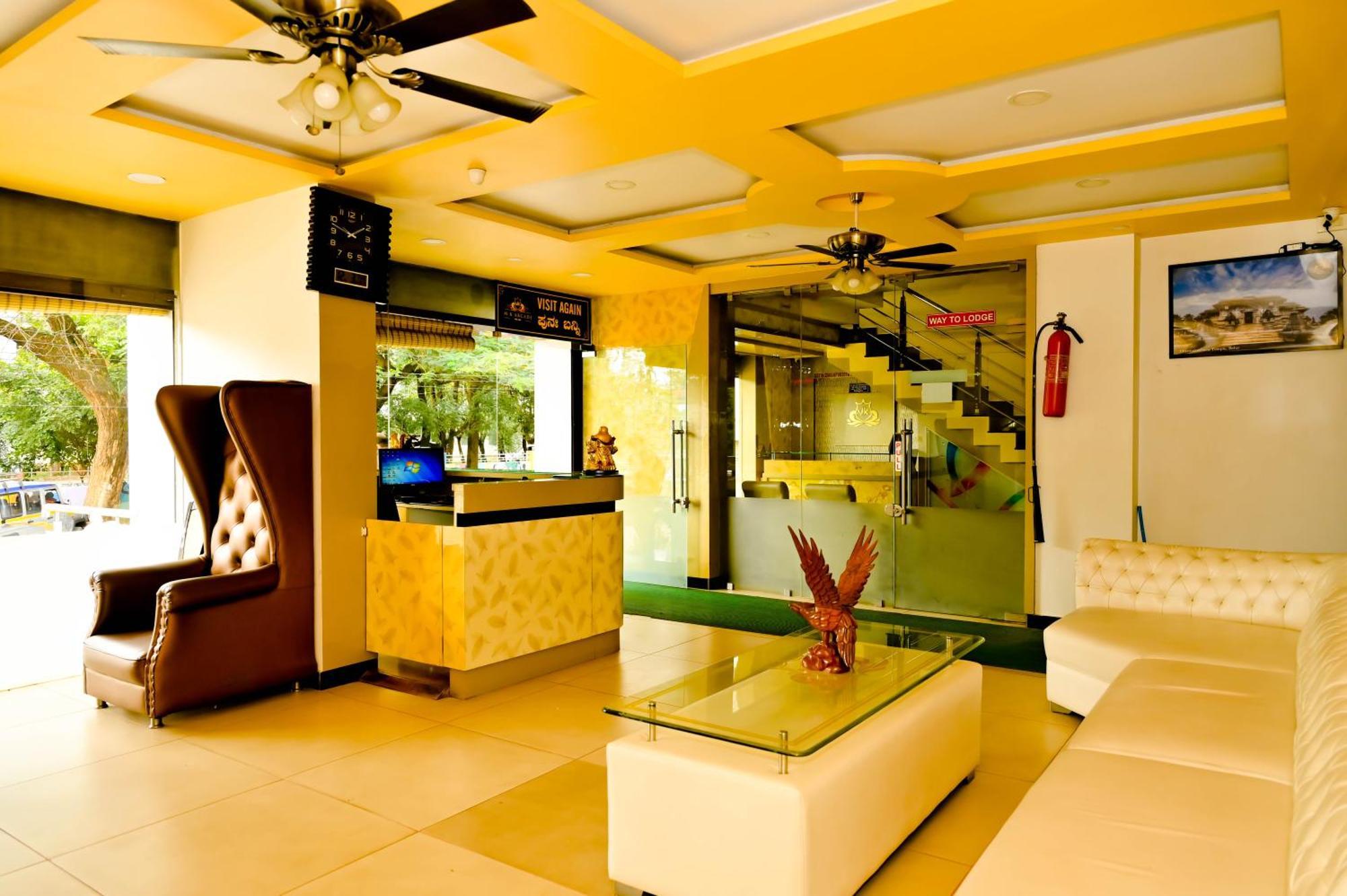 Townhouse Mk Hotel Chikmagalur Exterior photo