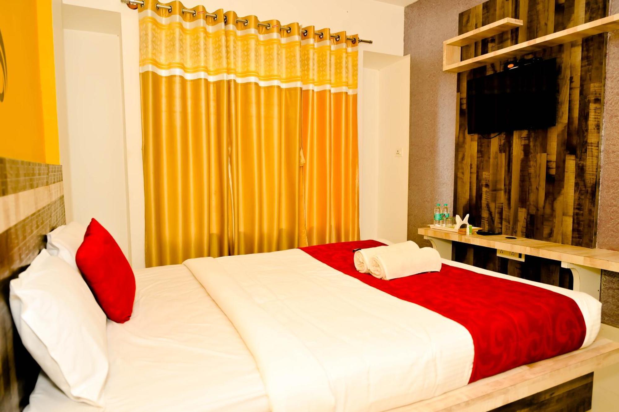 Townhouse Mk Hotel Chikmagalur Exterior photo